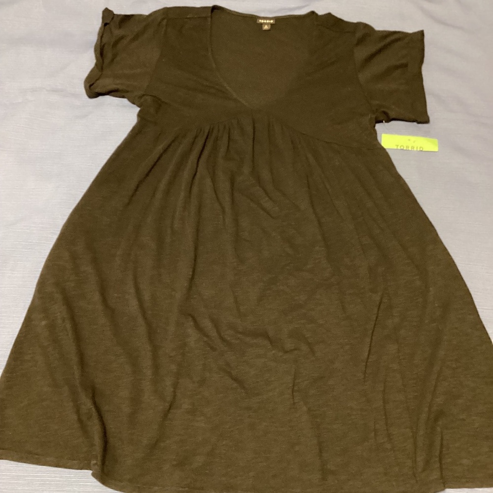 Torrid v-neck roll sleeve trapeze mini dress, size 0, NWOT